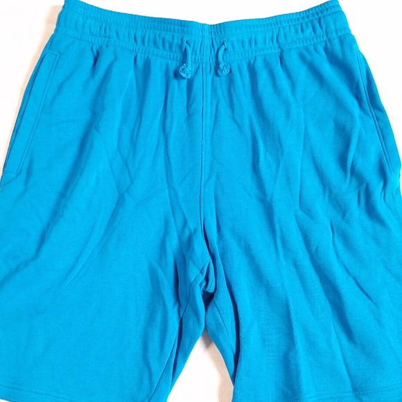 Under Armour Blue Youth Athletic Shorts, Large - Picture 2 of 10